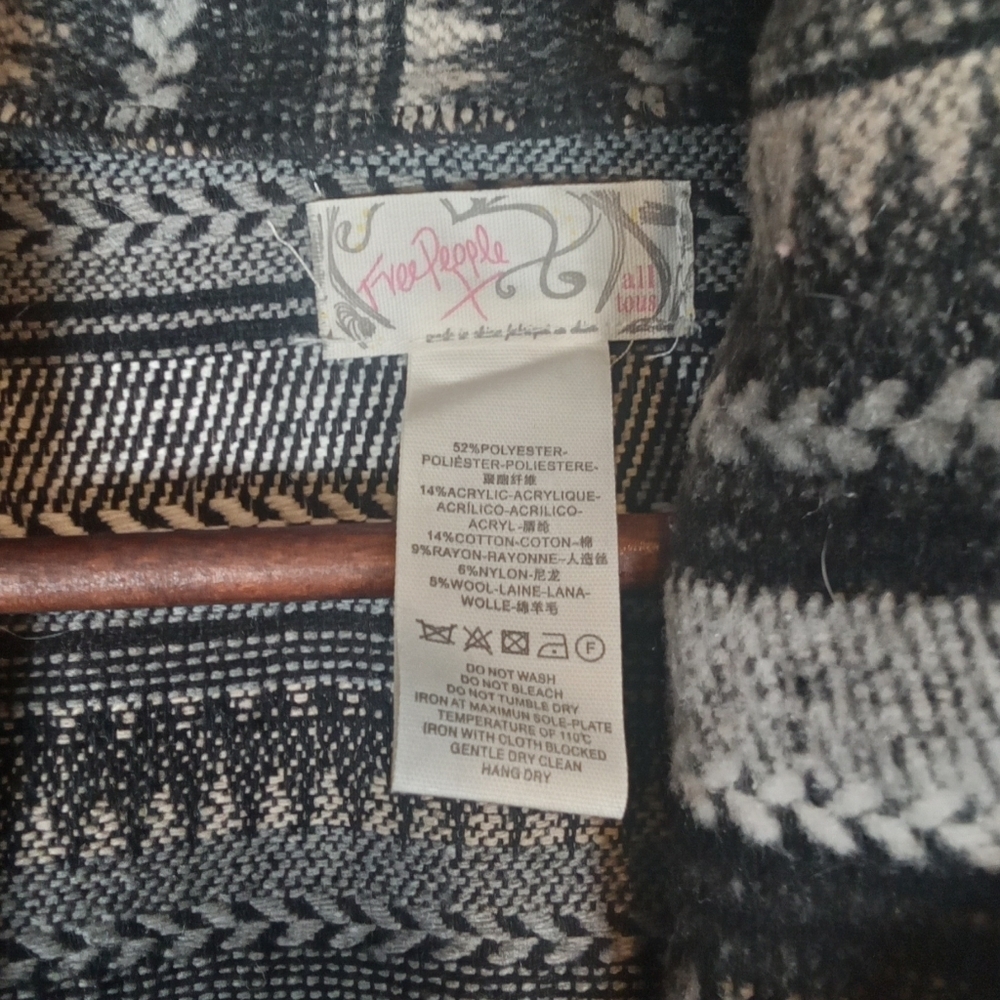 Free People Jackson oversized poncho one size fits most women's - Picture 3 of 4
